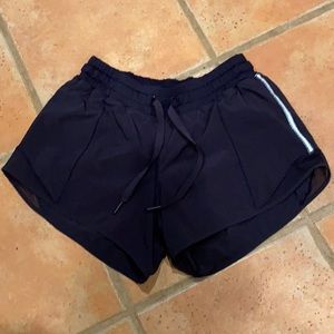 Lululemon Hotty Hot Short - Gently Worn